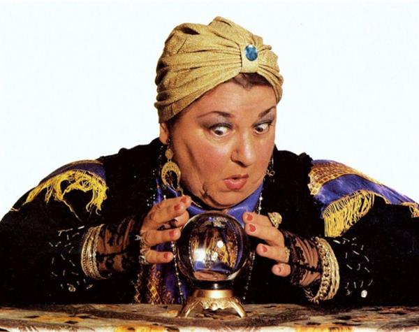 Nằm mơ thấy xem bói thì nên đánh đề con gì, ý nghĩa giấc mơ coi bói