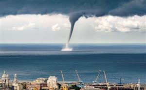 Nằm mơ thấy vòi rồng đánh con gì? Chơi số mấy khi đánh đề?